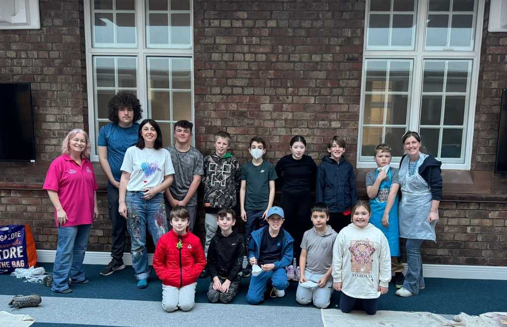 Gemma Longworth hosts sibling workshop